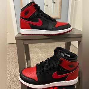 Air-jordan-1-retro-bred-2016-gs